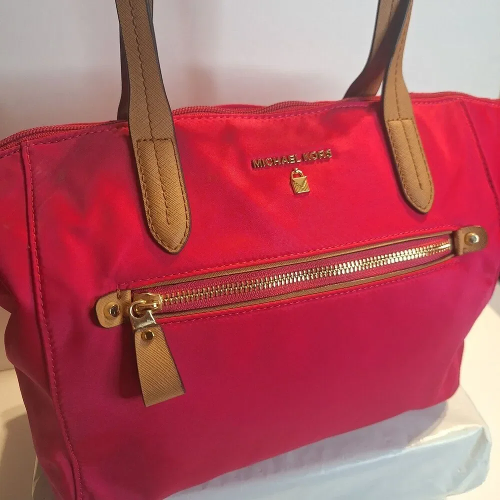 Michael Kors Kelsey Pink Nylon Large Tote Handbag